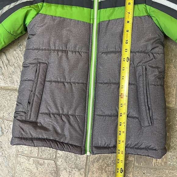 London fog boys puffer jacket - Picture 7 of 8